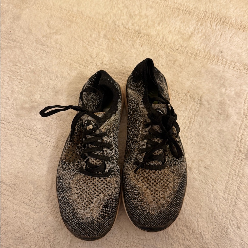Nike Black and White Freerun Flyknit Running Shoes